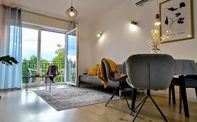 Konstancin Comfort - Twój Dom z Daleka od Domu